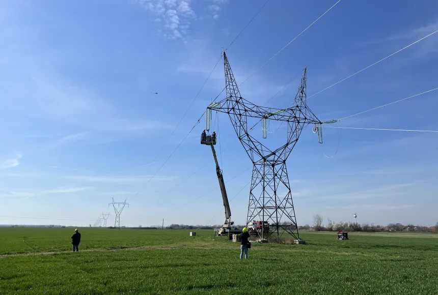Sajószöged-Szolnok 220 kV-os távvezeték, fázisvezető cseréje 